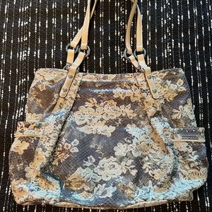 B.Makowsky black lace pattern leather tote